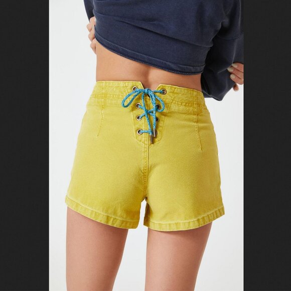 Anthropologie Pilcro Wide Leg Sailor Shorts in Chartruese Sz 25 NWT‎ - Picture 3 of 10
